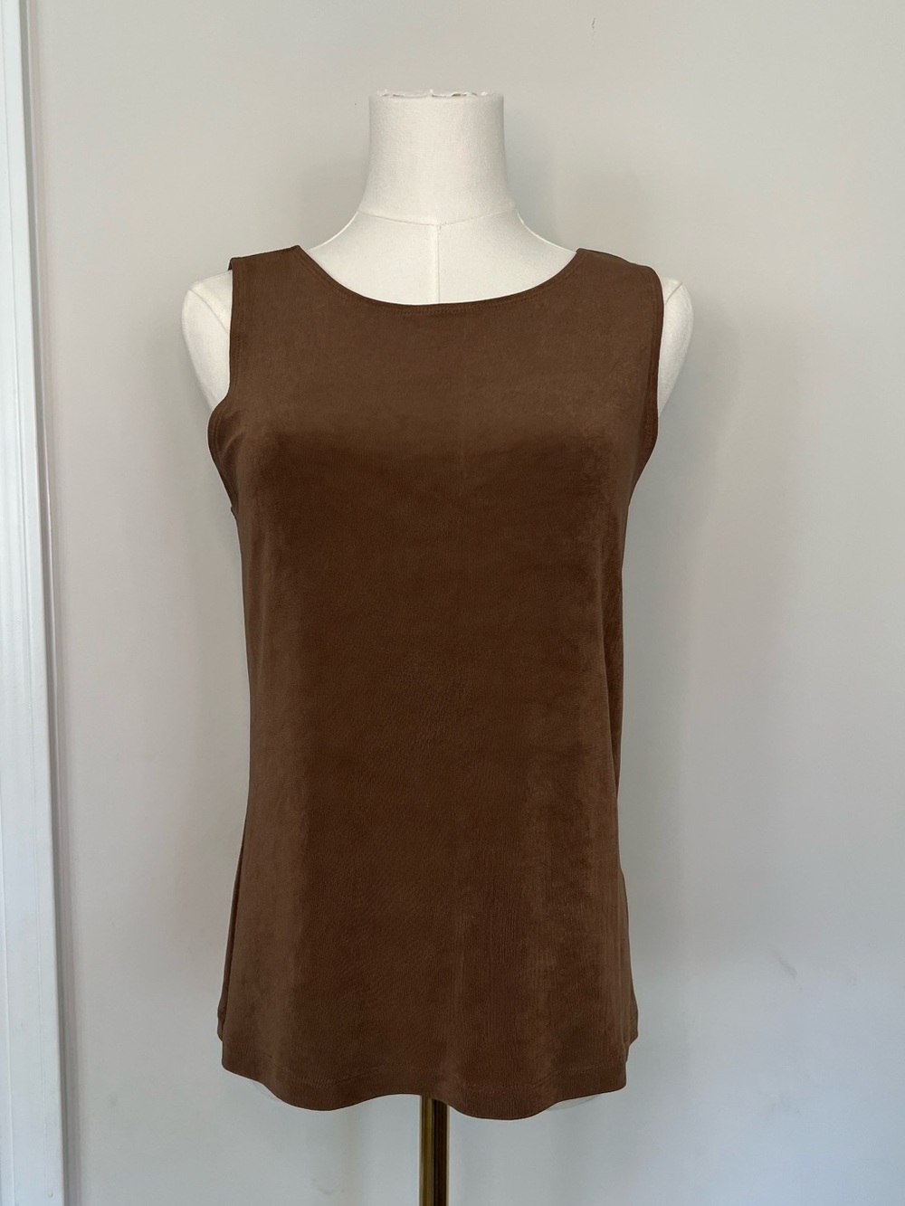 chicos Travelers Pretty Shade of Brown Slinky Sleeveless Tank Top Sz 1 Gorgeous